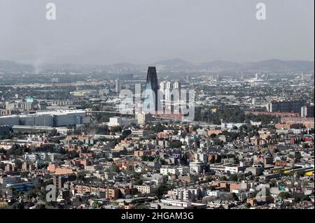 Vue de la Torre Latinoamericana, 182m haut, au-dessus de Mexico, Distrito Federal, Mexique Banque D'Images