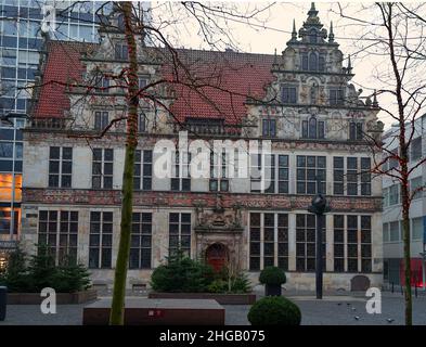 Brême, Allemagne - Jan 16 2022 cette maison de style Renaissance Weser a été construite entre 1619 et 1621 et s'appelle 'Gewerbeheus' (bâtiment guilde) Banque D'Images