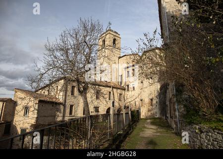 Emilia Romagna, Italie : vue magnifique sur l'ancien village de Pennabilli Banque D'Images
