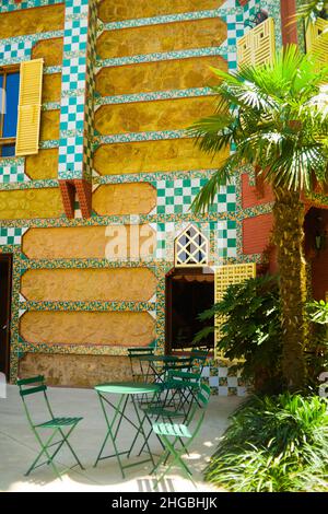 Espagne, Barcelone, 14/07/2021.La maison Casa Vicens à Barcelone, conçue par Antoni Gaudí, aujourd'hui musée. Banque D'Images