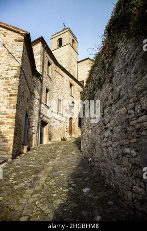 Emilia Romagna, Italie : vue magnifique sur l'ancien village de Pennabilli Banque D'Images