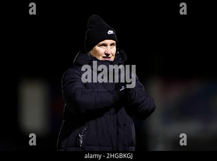 Emma Hayes, directrice de Chelsea, après le quart de finale de la coupe de la Ligue des femmes continentales au stade Chigwell Construction, à Londres.Date de la photo: Mercredi 19 janvier 2022. Banque D'Images