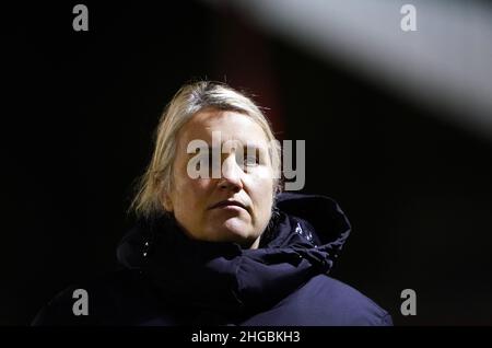 Emma Hayes, directrice de Chelsea, après le quart de finale de la coupe de la Ligue des femmes continentales au stade Chigwell Construction, à Londres.Date de la photo: Mercredi 19 janvier 2022. Banque D'Images