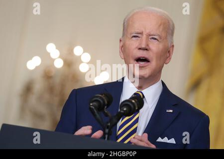 Washington, Vereinigte Staaten.19th janvier 2022.Le président des États-Unis Joe Biden tient une conférence de presse dans la salle est de la Maison Blanche à Washington, DC, le mercredi 19 janvier 2022.Credit: Oliver Contreras/Pool via CNP/dpa/Alay Live News Banque D'Images