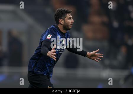 Milan, Italie.19th janvier 2022.Andrea Ranocchia (FC Internazionale) célèbre après avoir mis l'égaliseur au cours de l'Inter - FC Internazionale vs Empoli FC, football italien Coppa Italia match à Milan, Italie, janvier 19 2022 crédit: Independent photo Agency/Alay Live News Banque D'Images