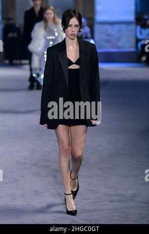 Paris, France.19th janvier 2022.Ami automne/hiver 2022-23 piste pendant Paris Fashion week vêtements pour hommes janvier 2022 - Paris, France 19/01/2022 crédit: dpa/Alamy Live News Banque D'Images