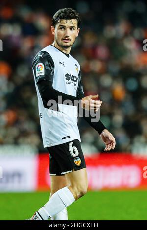 Hugo Guillamon de Valence pendant le championnat d'Espagne la Liga football match entre Valencia CF et Sevilla FC le 19 janvier 2022 au stade Mestalla de Valence, Espagne - photo: Ivan Ternon/DPPI/LiveMedia Banque D'Images