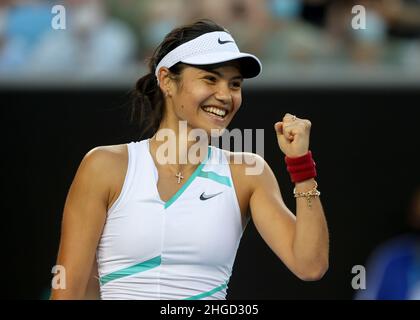 Melbourne, Australie.20th.Janvier 2022.La joueuse de tennis britannique Emma Raducanu en action lors du tournoi Open d'Australie à Melbourne Park le jeudi 20 janvier 2022.© Juergen Hasenkopf / Alamy Live News Banque D'Images