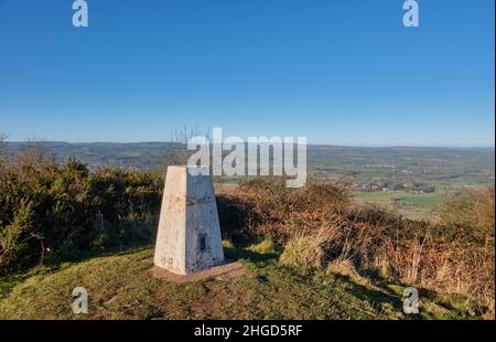 Trig point sur Merbach Hill, près de Bredwardine, Herefordshire Banque D'Images