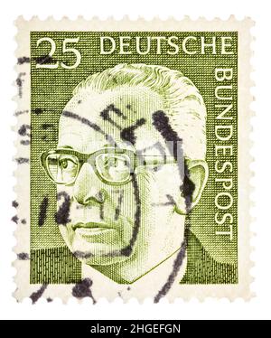 La carte postale imprimée dans la FRG montre le portrait Walter Ulbricht - politicien allemand, Président de la République fédérale d'Allemagne de 1969 à 1974