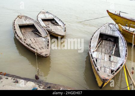 ganga ghat varanasi inde Banque D'Images