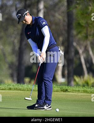 Orlando, États-Unis.20th janvier 2022.Yuka Saso, des Philippines, a puté lors de la première partie du tournoi de champions de vacances Hilton Grand de LPGA 2022 au Lake Nona Golf and Country Club à Orlando, en Floride, le jeudi 20 janvier 2022.Photo de Joe Marion/UPI crédit: UPI/Alay Live News Banque D'Images