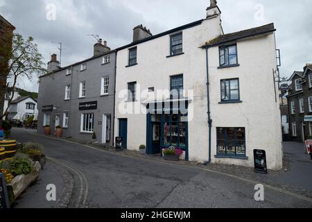 hawkshead magasin relish rue drapeau hawkshead village lake district, cumbria, angleterre, royaume-uni Banque D'Images