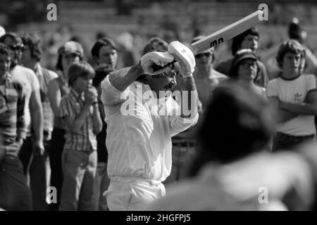 Rodney Marsh (Australie) échauffement avant le match, Angleterre contre Australie, 5th Test Match, The Oval, Londres, Angleterre 25 - 30th août 1977 Banque D'Images