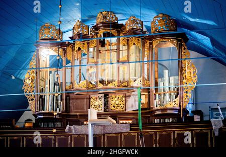 Otterndorf, Allemagne.20th janvier 2022.L'orgue historique de Gloger se trouve dans la nef de l'église Saint-Severi.Le plus grand orgue baroque de la région d'Elbe-Weser est démantelé et sera restauré pour un coût de 1,8 millions d'euros.Credit: Hauke-Christian Dittrich/dpa/Alay Live News Banque D'Images