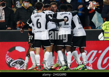 19 janvier 2022 ; Stade Mestalla, Valence, Espagne ; football de la Liga,Valencia CF versus Sevilla FC; Valencia CF joueurs Banque D'Images
