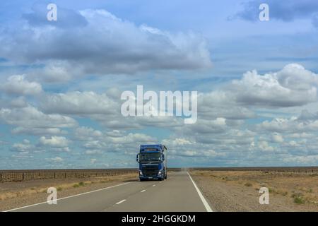 la route nationale 40 au sud d'esquel, chubut, argentine Banque D'Images