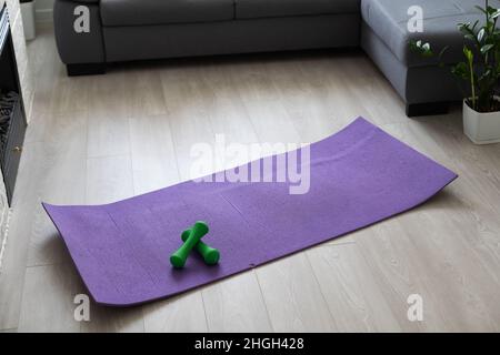 Tapis de yoga sport, équipement de sport.Concept vie saine Banque D'Images