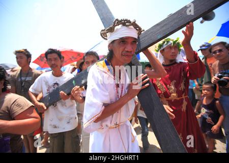 Crucifixion aux Philippines , San Pedro Cutud , San Fernando Banque D'Images