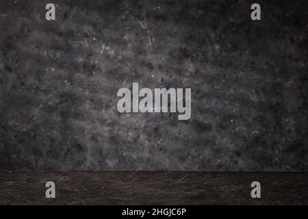 Аbstract mur gris ciment et salle de studio, arrière-plan, texture intérieure pour les produits d'affichage ou espace pour le texte.Le sol brun de la chambre est en plastique foncé Banque D'Images