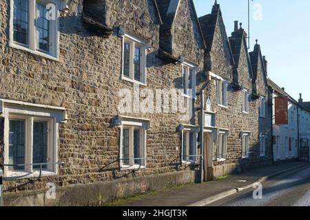 Wootton-Under-Edge est une ville smaal dans le sud des cotswolds, Gloucestershire England UK The Perry and Dawes Almshouses Banque D'Images