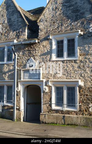 Wootton-Under-Edge est une ville smaal dans le sud des cotswolds, Gloucestershire England UK The Perry and Dawes Almshouses Banque D'Images