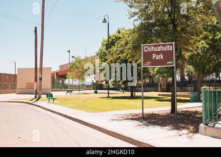 Chihuahuita Park, un parc endormi situé dans le plus vieux quartier de la ville d'El Paso, Texas, États-Unis, à côté de la frontière mexicaine Banque D'Images