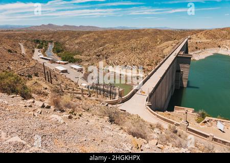 Le barrage Elephant Butte crée un réservoir sur le Rio Grande près de la vérité ou des conséquences, Nouveau-Mexique Banque D'Images