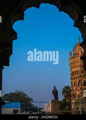 MUMBAI, INDE - 26 novembre 2021 : bâtiment de corporation municipale de BMC à Mumbai City, Inde.Architecture britannique et bâtiment historique à Mumbai Banque D'Images