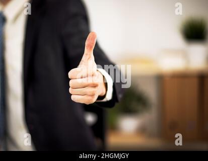 Le Business MAN se montre bien Banque D'Images