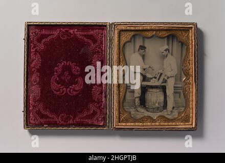 [Deux plâtres mélangeant des plâtres] 1870–80s Inconnu.[Deux plâtres mélangeant des plâtres].Inconnu (américain).1870–80s.Tintype.Photographies Banque D'Images