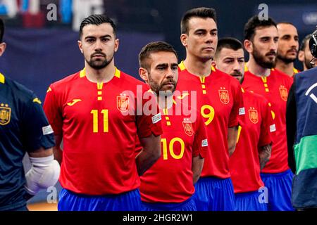 GRONINGEN, PAYS-BAS - JANVIER 22 : équipe d'Espagne, Chino d'Espagne, Cecilio Morales d'Espagne, Sergio Lozano d'Espagne pendant le match du Futsal masculin Euro 2022 Groupe D entre l'Espagne et la Bosnie-Herzégovine au Martiniplaza le 22 janvier 2022 à Groningen, pays-Bas (photo d'Andre Weening/Orange Pictures) Banque D'Images