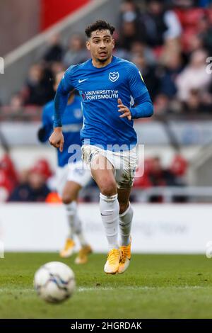 Sunderland, Royaume-Uni.22nd janvier 2022.Tyler Walker de Portsmouth lors de la Sky Bet League un match entre Sunderland et Portsmouth au stade de lumière le 22nd 2022 janvier à Sunderland, Angleterre.(Photo de Daniel Chesterton/phcimages.com) Credit: PHC Images/Alamy Live News Banque D'Images