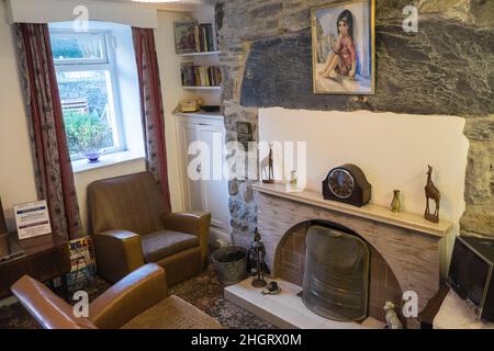 Intérieur,intérieur,de,a,1969,Miners,cottages,au,National Slate Museum,a,populaire,gratuit,visiteur,attraction,Llanberis,village de Llanberis,est,une communauté et circonscription à Gwynedd, nord-ouest du pays de Galles, sur la rive sud du lac Llyn Padarn et au pied de Snowdon, la plus haute montagne de Gallois,Royaume-Uni,Snowdonia,Royaume-Uni,pays de Galles,pays de Galles,pays de Galles,pays de Galles,pays de Galles,pays de Galles,pays de Galles,pays de Galles,pays de Galles,pays de Galles,pays de Galles,pays de Galles,pays de Galles,pays de Galles,pays de Galles Banque D'Images