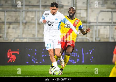 Objectif, France, France.22nd janvier 2022.Cengiz SOUS de Marseille et Seko FOFANA de Lens lors du match de la Ligue 1 entre RC Lens et Olympique de Marseille (OM) au stade Bolaert-Delelis le 22 janvier 2022 à Lens, France.(Image de crédit : © Matthieu Mirville/ZUMA Press Wire) Banque D'Images