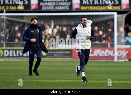 HARROGATE, ROYAUME-UNI.JAN 22nd Selim Benachour (entraîneur-chef intérimaire) d'Oldham Athletic avant le match de la Sky Bet League 2 entre Harrogate Town et Oldham Athletic à Wetherby Road, Harrogate le samedi 22nd janvier 2022.(Credit: Eddie Garvey | MI News) Credit: MI News & Sport /Alay Live News Banque D'Images