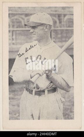 GéothermieSisler des cartes de bande de baseball (W575-2) ca.1921–22 George Sisler des cartes de bande de baseball (W575-2).W575 est constitué de deux questions distinctes appelées W575-1 et W575-2.W575-2: Photo imprimée en noir et blanc du joueur.Bordures blanches.Arrière vierge.Inclut une signature de réplica sur l'image.Connu sous le nom de série d'autographes sur l'épaule.GéothermieSisler de Baseball strip cards (W575-2). Env.1921–22.Photolithographie commerciale Banque D'Images