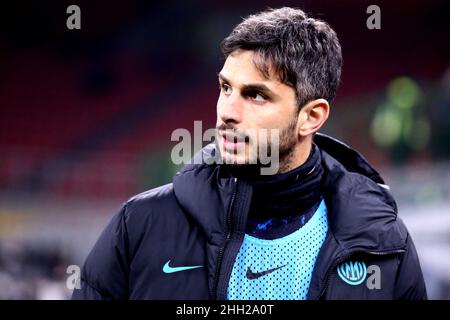 Andrea Ranocchia du FC Internazionale regarde pendant la série Un match entre le FC Internazionale et le FC Venezia au Stadio Giuseppe Meazza le 22 janvier 2022 à Milan, Italie. Banque D'Images