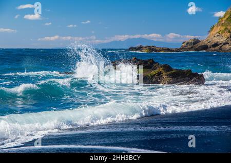 Tirer sur cette plage pendant l'hiver a été une vraie joie car je n'ai pas eu à m'inquiéter de la brume brumeuse qui nuages l'horizon le presque toujours apparaît d Banque D'Images