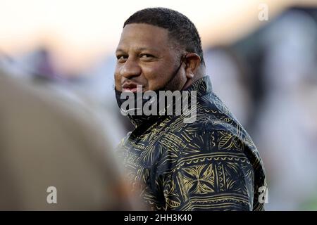 22 janvier 2022 - l'entraîneur de l'équipe Mauka Nate Iloa lors de l'exposition de football du lycée Polynesian Bowl au stade KÅ«nuiÄkea sur le campus Kamehameha Schools KapÄlama à Honolulu, Hawaï - Andrew Lee/CSM Banque D'Images