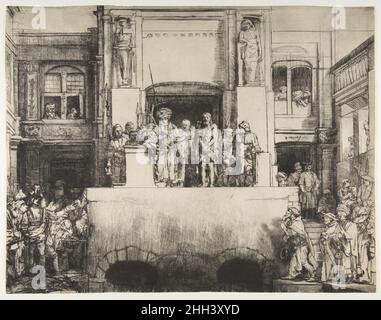 Le Christ a présenté au peuple 1655 Rembrandt (Rembrandt van Rijn) Rembrandt hollandais a traité ce gros point sec presque comme un tableau, apportant des changements marqués à la composition comme il a réconciliés la scène à plusieurs.Dans le sixième état de l'impression, il a enlevé une grande partie de la foule originale qui se tenait directement en dessous de l'événement principal et l'a remplacé par deux arches de brique au-dessus d'un gouffre non identifié.Entre les arches, il a aussi ajouté une figure masculine sculptée, légèrement couverte dans cet état, le dernier.La signification iconographique de ces changements reste un mystère, mais ils servent de manière compositionnelle à Banque D'Images