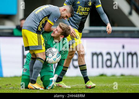 NIJMEGEN, PAYS-BAS - JANVIER 23 : Bryan Linssen de Feyenoord, gardien de but Mattijs Branderhorst de N.C.A. pendant le match entre N.C.A. et Feyenoord à Goffertstadion le 23 janvier 2022 à Nijmegen, pays-Bas (photo de Broer van den Boom/Orange Pictures) Banque D'Images