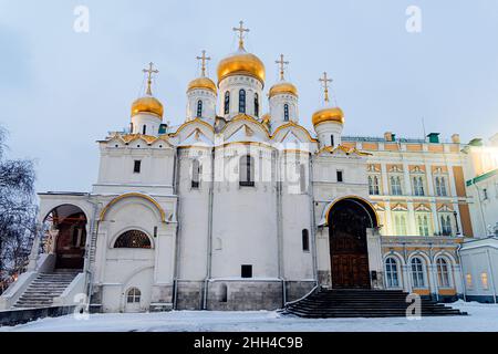 Belles églises orthodoxes sur le territoire du Kremlin de Moscou Banque D'Images