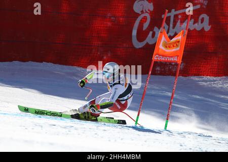 Corinne Suter (SUI) pendant la coupe du monde de ski 2022 FIS - femmes Super Giant, course de ski alpin à Cortina d'Ampezzo, Italie, janvier 23 2022 Banque D'Images