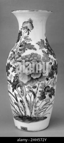 Vase avec fleurs 19th siècle Chine.Vase avec fleurs.Chine.19th siècle.Porcelaine peinte en bleu de cobalt sous glaçure et en émail polychromé (vaisselle Jingdezhen).Dynastie Qing (1644–1911).Céramique Banque D'Images