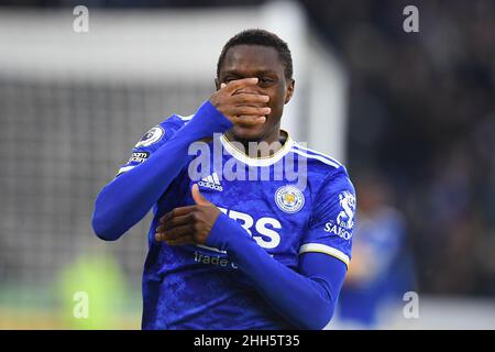 LEICESTER, ROYAUME-UNI.23rd JANV. Patson Daka de Leicester City fête ses célébrations après avoir atteint son objectif du faire 1-0 lors du match de la Premier League entre Leicester City et Brighton et Hove Albion au King Power Stadium de Leicester, le dimanche 23rd janvier 2022.(Credit: Jon Hobley | MI News) Credit: MI News & Sport /Alay Live News Banque D'Images
