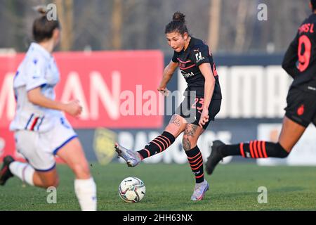 Milan, Italie.23rd janvier 2021.Vismara Sports Center, 23.01.22 Miriam Longo (#23 AC Milan) pendant les femmes série Un match entre AC Milan et UC Sampdoria au Vismara Sports Center à Milan, Italie Cristiano Mazzi/SPP crédit: SPP Sport Press photo./Alamy Live News Banque D'Images