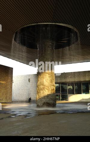 El Paraguas, fontaine parapluie, Musée national d'anthropologie, Museo Nacional de Antropología, Mexico, Ciudad de México, Mexique, Amérique Banque D'Images