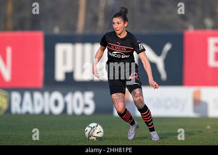 Milan, Italie.23rd janvier 2021.Vismara Sports Center, 23.01.22 Miriam Longo (#23 AC Milan) pendant les femmes série Un match entre AC Milan et UC Sampdoria au Vismara Sports Center à Milan, Italie Cristiano Mazzi/SPP crédit: SPP Sport Press photo./Alamy Live News Banque D'Images