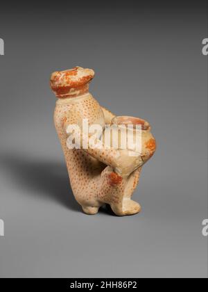 Vase en terre cuite en forme de singe ca.565–550 C.-B. étrusque, étrusque-corinthien bien que ce type de petit contenant soit finalement dérivé de prototypes corinthiens et égyptiens, il était particulièrement populaire dans l'étrurie du Sud et le Latium.Vase en terre cuite en forme de singe 252556 Etruscan, Etrusco-Corinthian, vase en terre cuite en forme de singe, ca.565?550 C.-B., terre cuite, H. 3 5/8 po.(9,2 cm).Metropolitan Museum of Art, New York.Fletcher Fund, 1926 (26.60.92) Banque D'Images